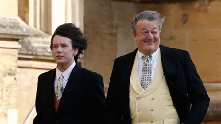 Stephen Fry Net Worth: His Age: How Old is Stephen Fry? 2022